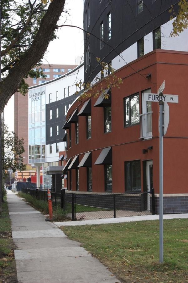 Uwinnipeg Downtown Hostel Exterior foto